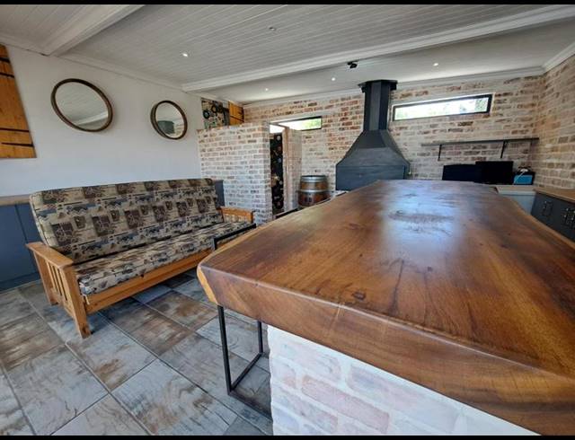 3 BEDROOM HOUSE FOR SALE IN VREDEKLOOF EAST